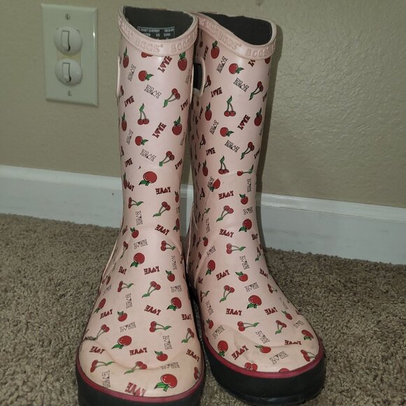 Bogs Youth K RNBT Cherry Love Pink Red Waterproof Pull-On Rubber Boots Size 4 - Picture 6 of 16